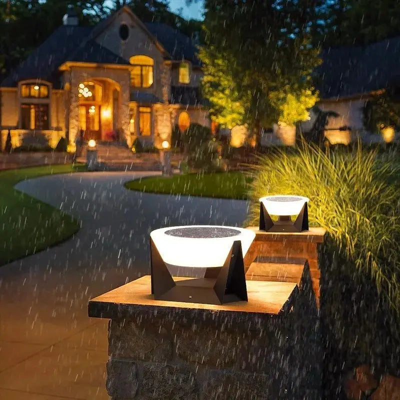 Lovisa – Waterproof Solar LED Outdoor Lamp Monalume