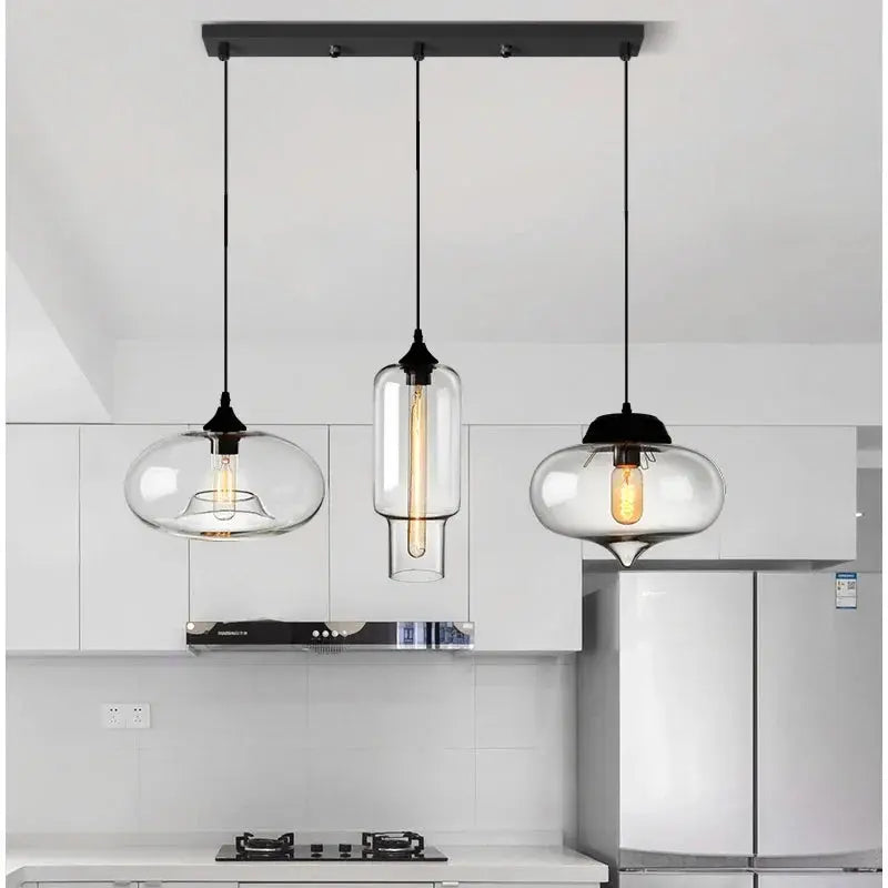 Norna – Classic Glass Pendant Lamp for Timeless Elegance Monalume