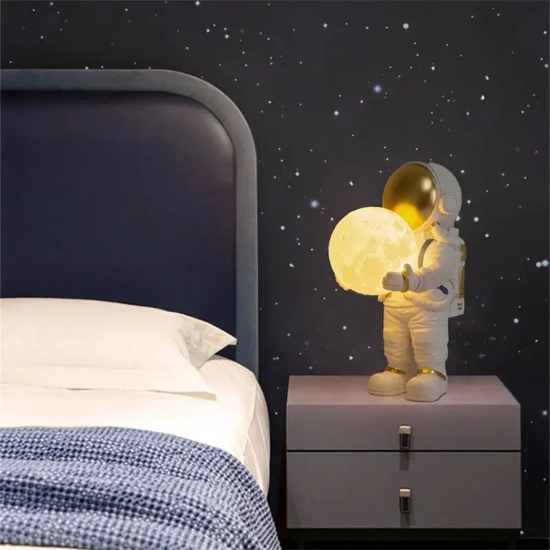 Freya – Astronaut-Themed LED Table and Wall Lamp for Unique, Playful Lighting Monalume