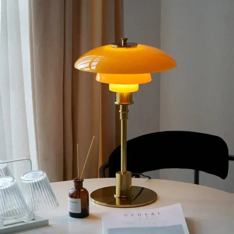 Helga – High-Quality LED Glass Table Lamp for Elegant Lighting Monalume