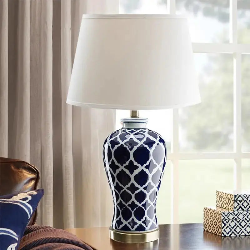 Jakob – Elegant Blue & White Ceramic Table Lamp for Classic Home Decor Monalume