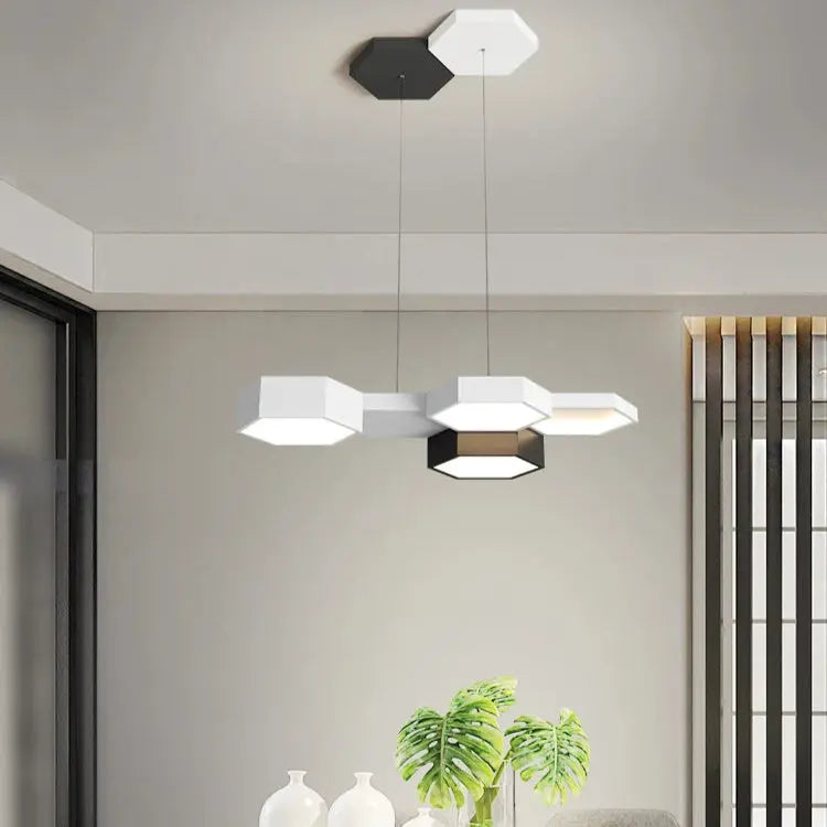 Finn – Modern Honeycomb Dimmable LED Ceiling Lamp for Stylish Ambient Lighting Monalume