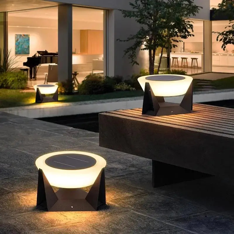 Lovisa – Waterproof Solar LED Outdoor Lamp Monalume