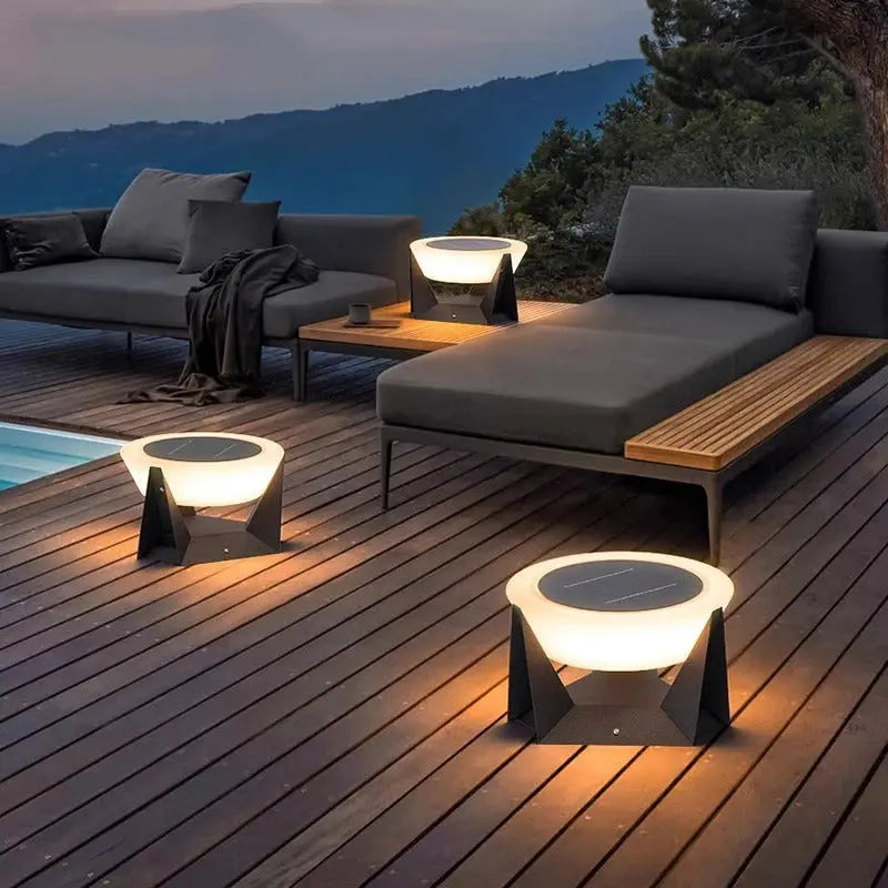 Lovisa – Waterproof Solar LED Outdoor Lamp Monalume